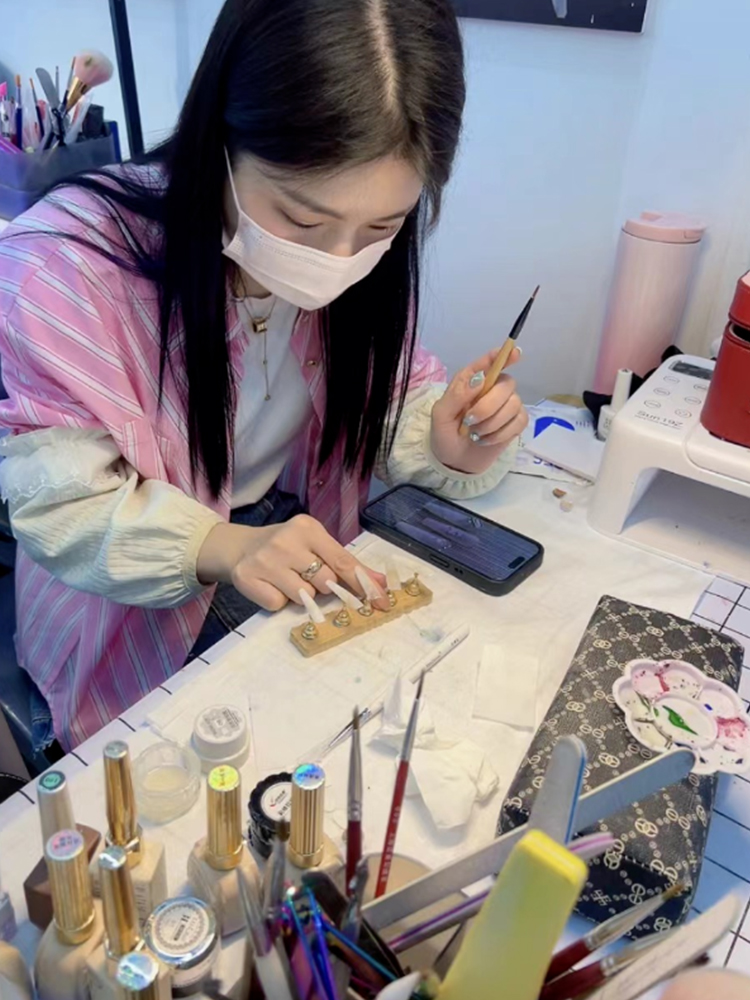 俞某娜